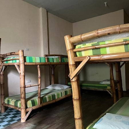 Sharky Hostel Oslob Εξωτερικό φωτογραφία