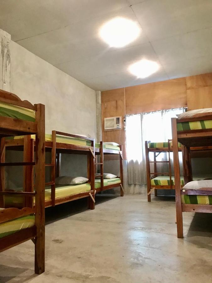 Sharky Hostel Oslob Εξωτερικό φωτογραφία
