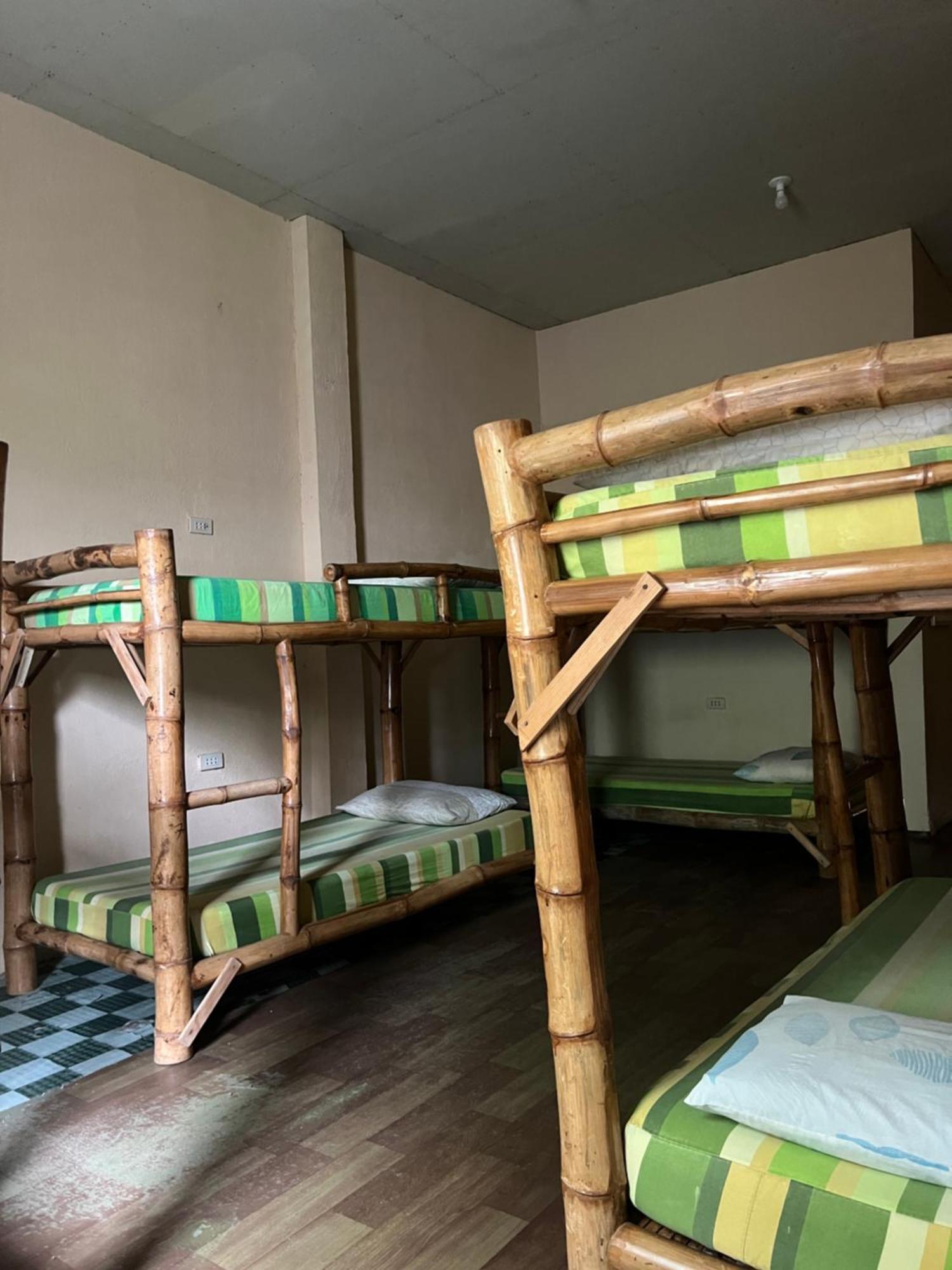 Sharky Hostel Oslob Εξωτερικό φωτογραφία